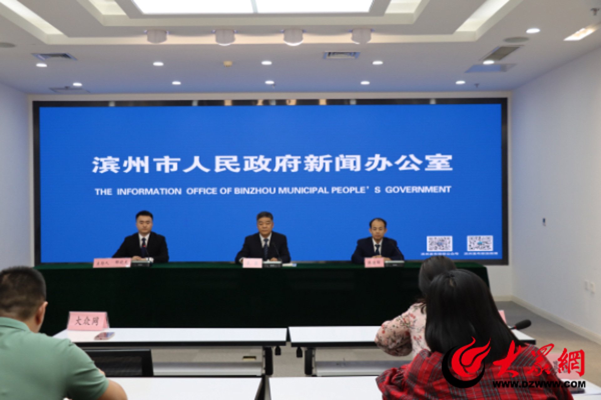 智能科技提升现代小区物业管理